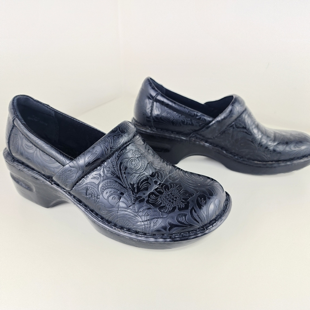 B.O.C Born Clogs Concept Peggy Slip On Shoes Floral Design Women's Size 7.5M Bla
